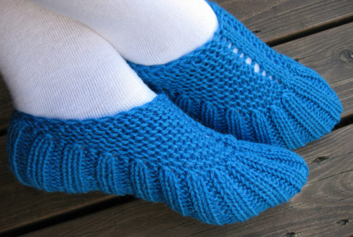 Free easy knitting pattern for socks on circular needle